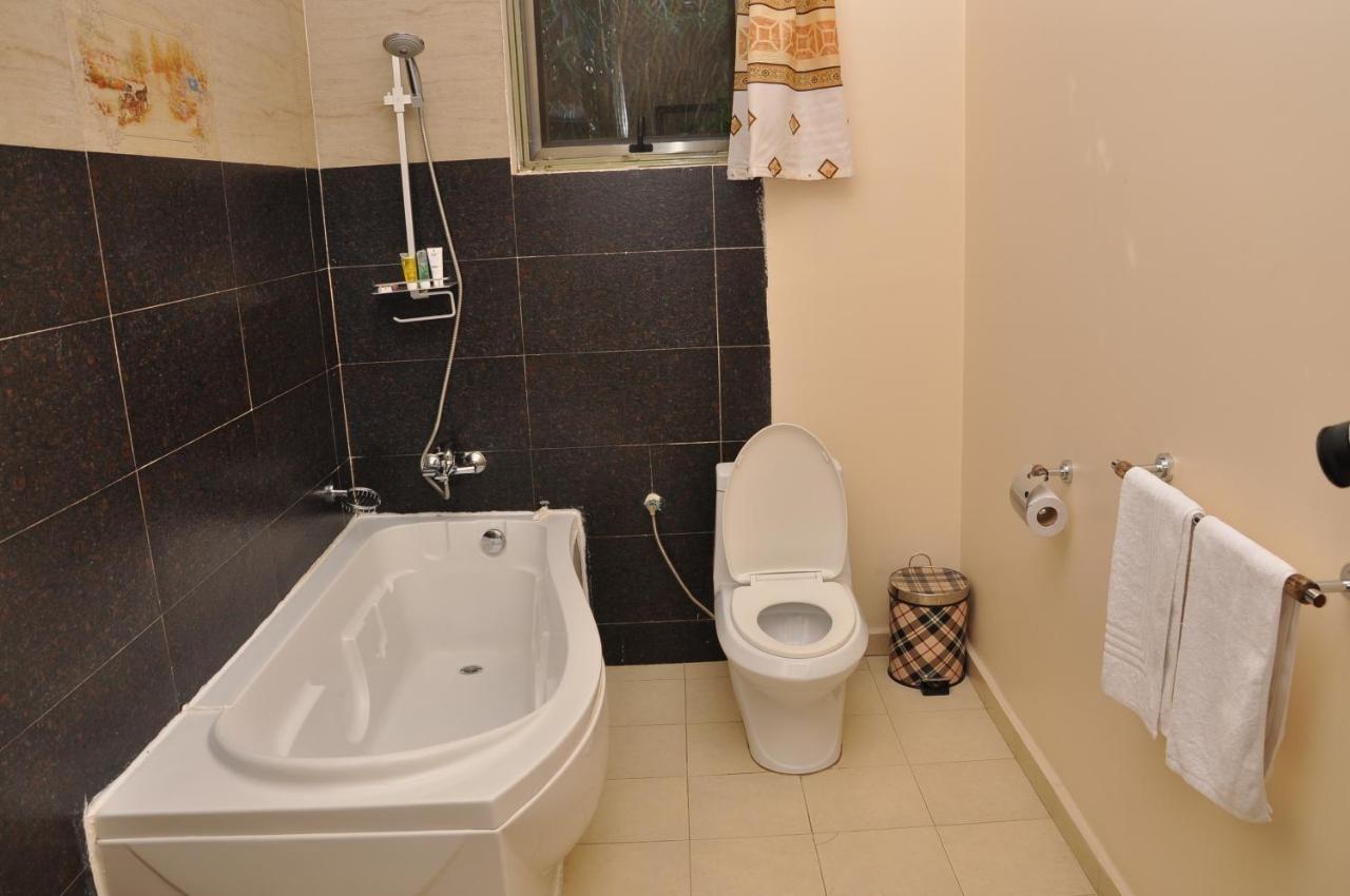 Garr Hotel Kigali Exterior photo